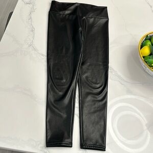 SPANX• Faux shiny leather black leggings. Size L